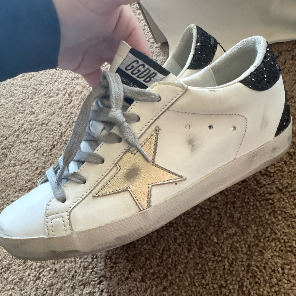 Golden goose 
37 
Never worn, tried on don’t fit - Picture 4 of 12